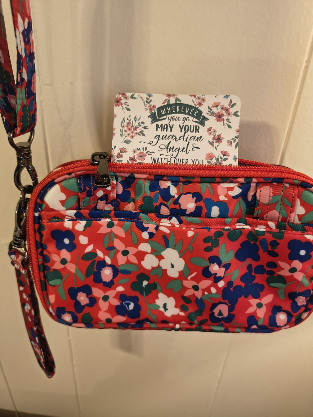 lug Roundabout XL Quilted Poppy Multicolor Crossbody Belt Bag Wristlet - Picture 3 of 5